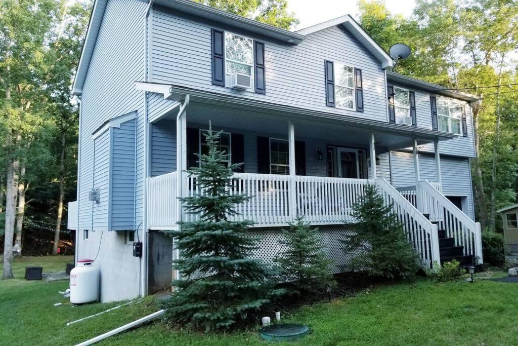 *Amenity-Filled Waterfront Oasis @Saw Creek Estates Near Waterfalls And Hiking* East Stroudsburg Eksteriør billede