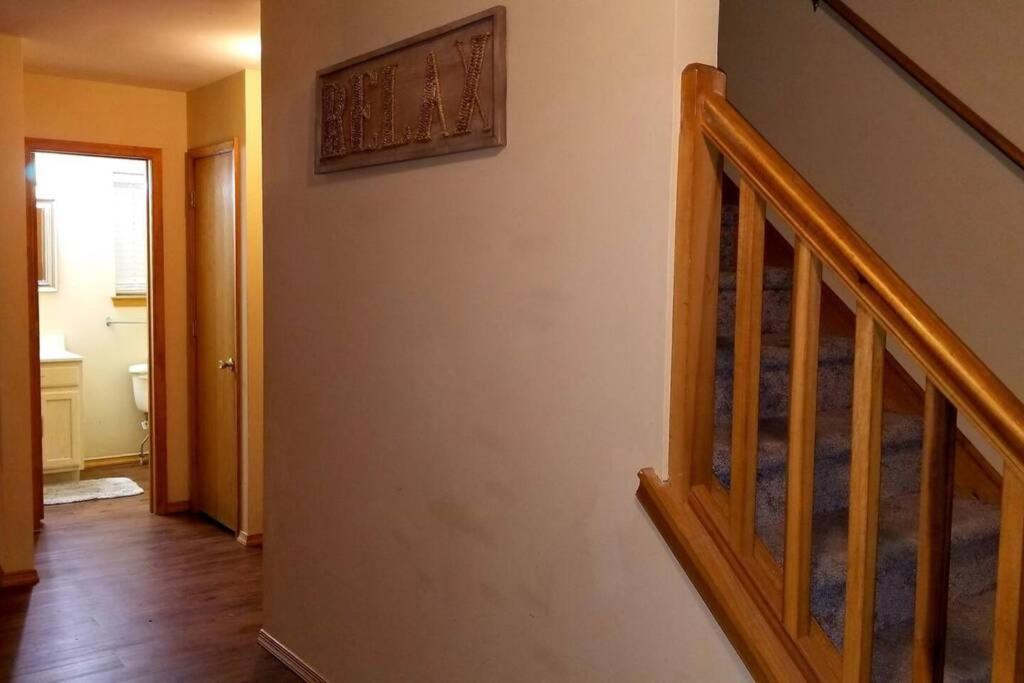 *Amenity-Filled Waterfront Oasis @Saw Creek Estates Near Waterfalls And Hiking* East Stroudsburg Eksteriør billede